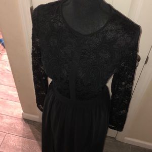 Stunning black maxi with lace